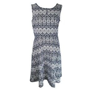 Talbots Cream Navy Geometric Dress M Zip Knee Length Polyester Blend NWOT R153